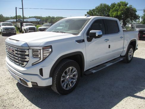 New 2026 GMC Sierra 1500 Denali AWD/4WD image 12