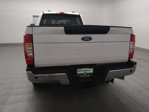 Used 2021 Ford F250 XL w/ Power Equipment Group RWD image 6