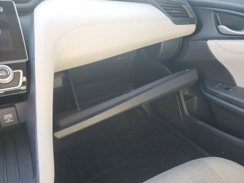 Used 2021 Honda Insight EX image 26