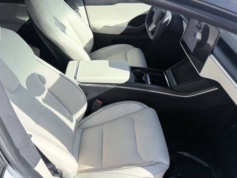 Used 2023 Tesla Model X Plaid image 53
