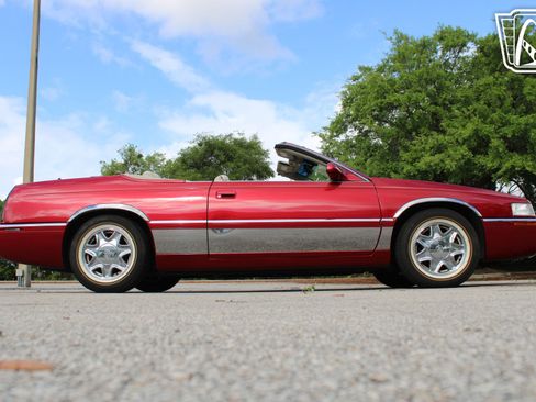 Used 2000 Cadillac Eldorado ESC w/ Comfort/Convenience Pkg image 23