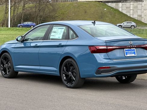 New 2026 Volkswagen Jetta SE image 5