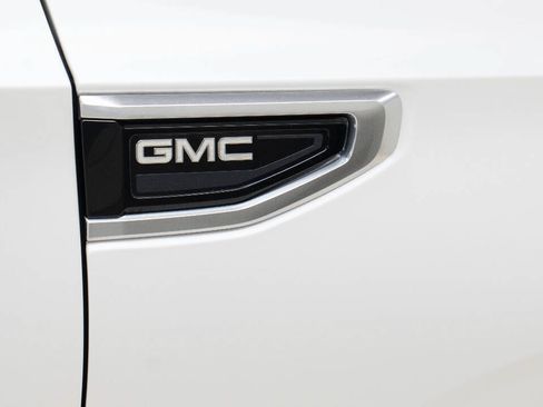 Used 2021 GMC Yukon XL Denali w/ Denali Ultimate Package RWD image 14