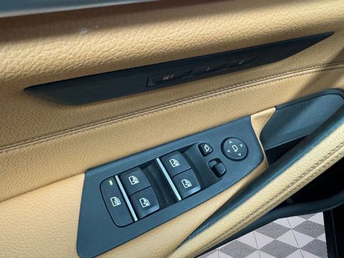 Certified 2023 BMW 540i xDrive w/ Premium Package image 11