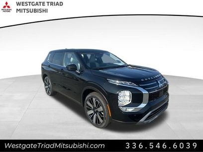 New 2025 Mitsubishi Outlander SE