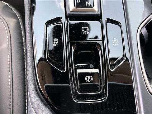 Used 2025 Lexus NX 250 FWD w/ Accessory Package (Z1) image 32