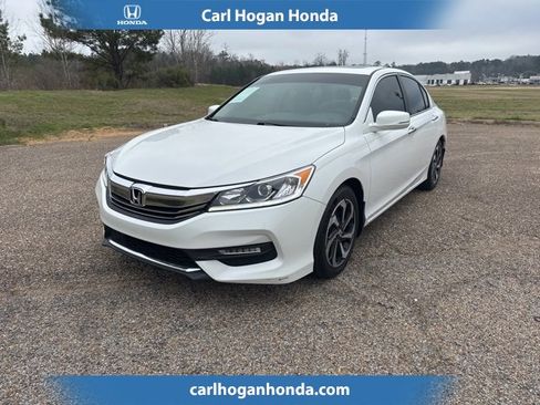 Used 2017 Honda Accord EX-L image 1