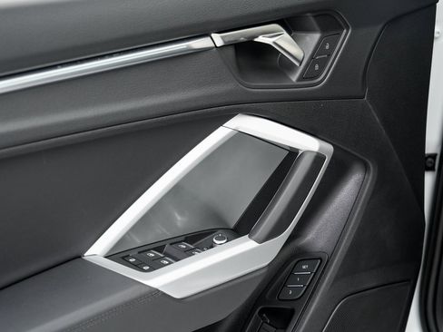 Certified 2025 Audi Q3 2.0T Premium Plus w/ Premium Plus Package image 7