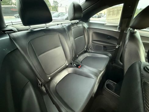 Used 2012 Volkswagen Beetle 2.5 FWD image 16
