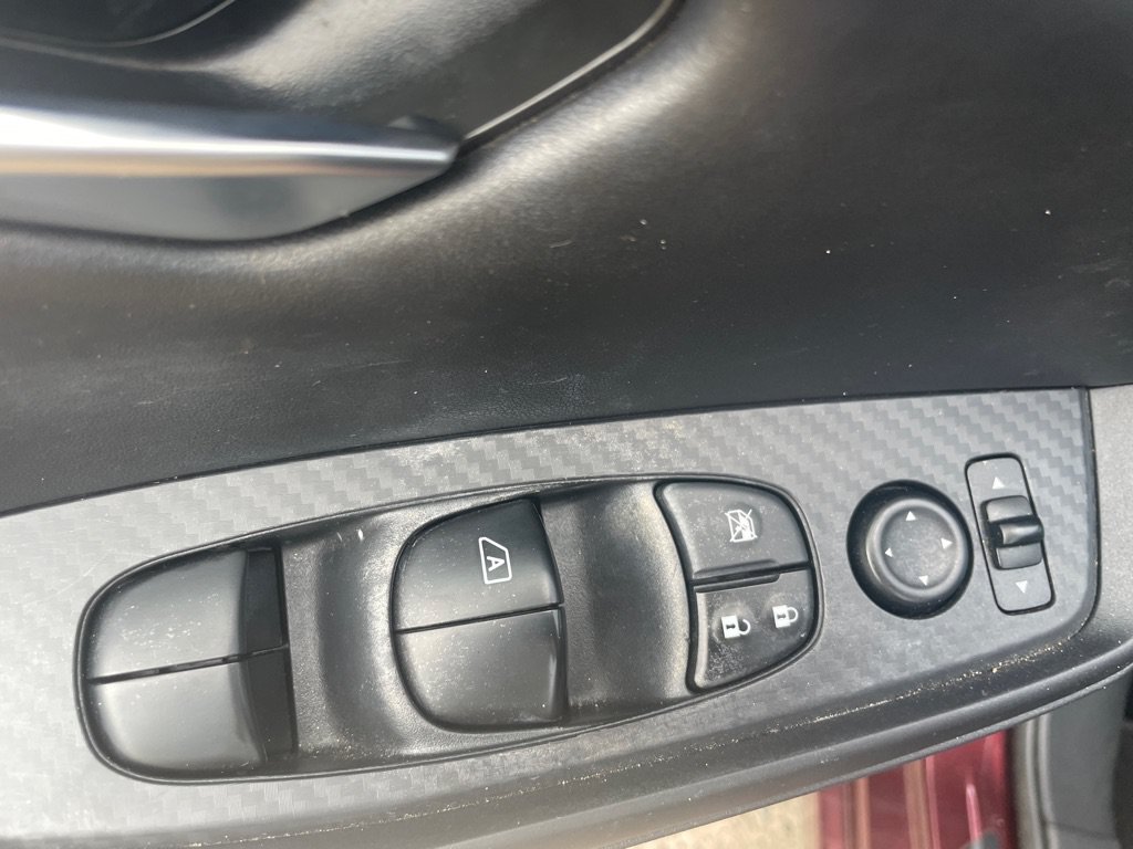 Used 2021 Nissan Sentra SV FWD image 17