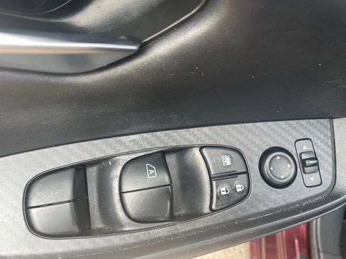 Used 2021 Nissan Sentra SV image 17