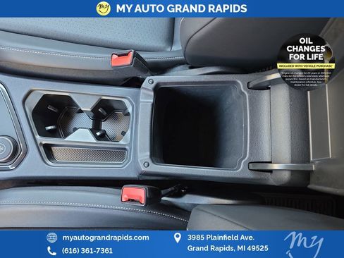 Used 2022 Volkswagen Tiguan SE image 27