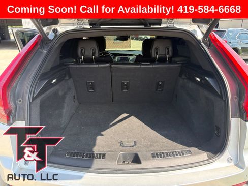 Used 2020 Cadillac XT4 Premium Luxury AWD/4WD image 7