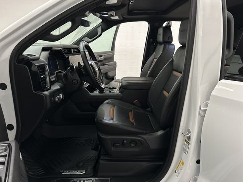 Used 2026 GMC Sierra 1500 AT4 w/ AT4 Premium Package AWD/4WD image 21