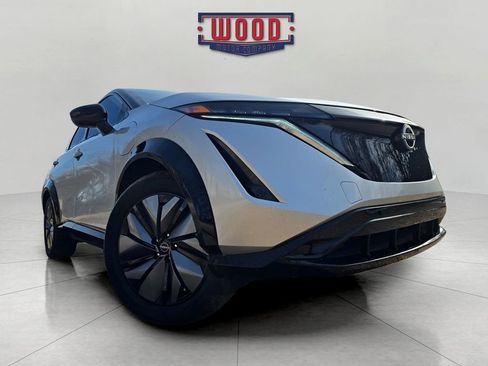 Used 2023 Nissan Ariya AWD image 6