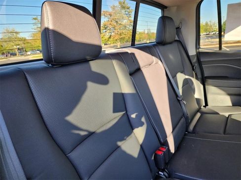 Certified 2025 Honda Ridgeline RTL image 21