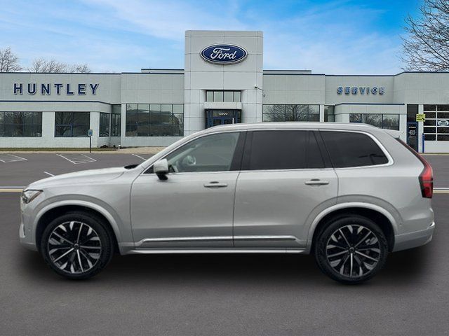 Used 2025 Volvo XC90 B6 Plus AWD/4WD image 7