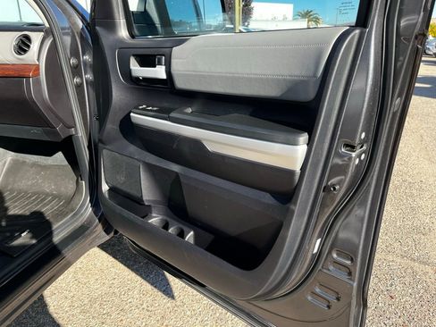 Used 2016 Toyota Tundra Limited image 33