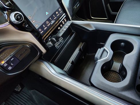 Used 2024 RAM 3500 Laramie image 20