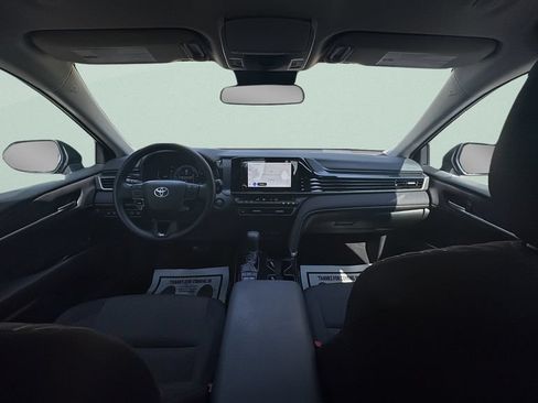 Used 2025 Toyota Camry LE FWD image 11