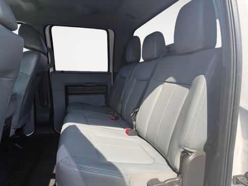 Used 2014 Ford F250 XL w/ Power Equipment Group AWD/4WD image 12