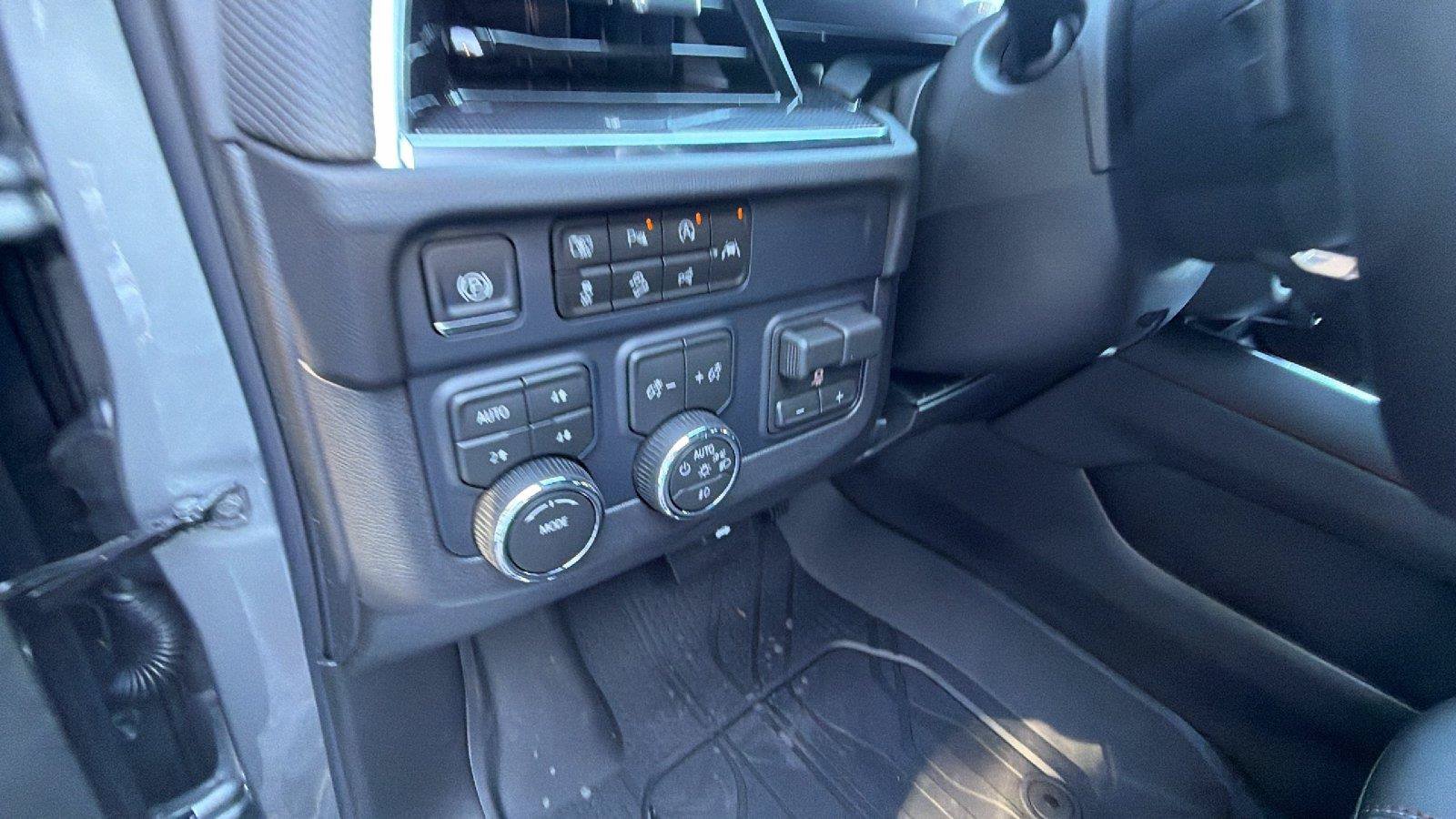 New 2027 Chevrolet Tahoe RST w/ Comfort Package AWD/4WD image 23