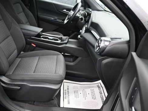 Used 2025 Chevrolet Equinox LT AWD/4WD image 8