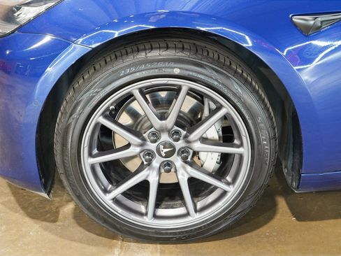 Used 2020 Tesla Model 3 Standard Range Plus RWD image 55