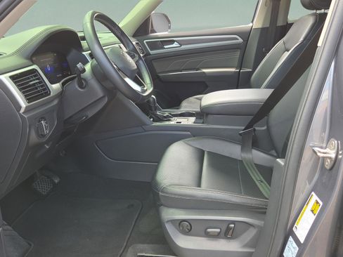 Used 2022 Volkswagen Atlas SE FWD image 9