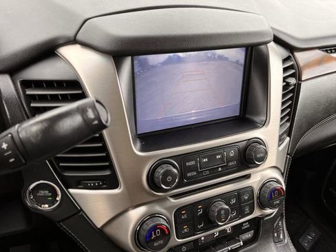 Used 2019 GMC Yukon Denali w/ Denali Ultimate Package image 17