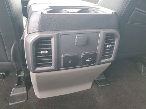 Used 2020 Ford F150 XLT w/ Equipment Group 302A Luxury image 31