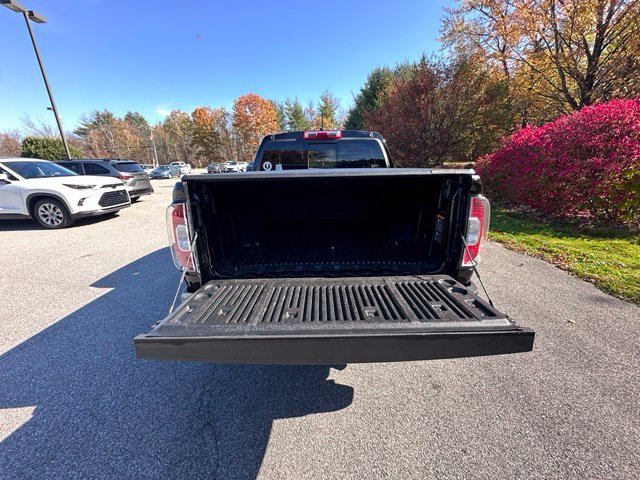 Used 2022 GMC Canyon AT4 w/ Trailering Package AWD/4WD image 10