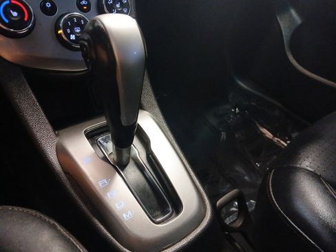 Used 2017 Chevrolet Sonic Premier image 20