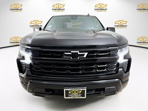 Used 2023 Chevrolet Silverado 1500 RST w/ LPO, Dark Essentials Package RWD image 2