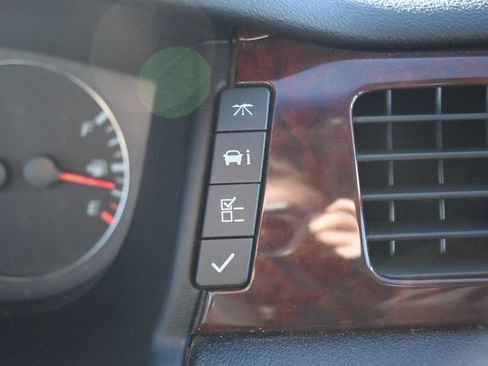 Used 2007 Chevrolet Impala LT image 27