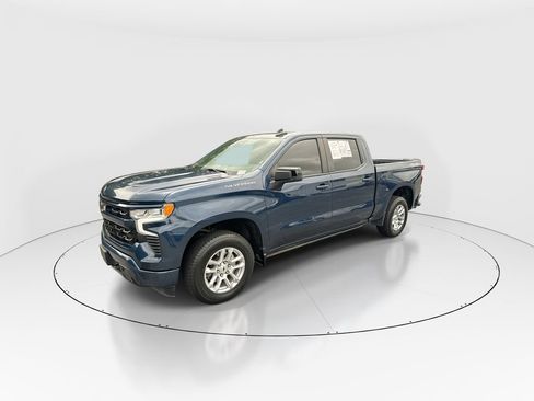 Used 2023 Chevrolet Silverado 1500 RST AWD/4WD image 4