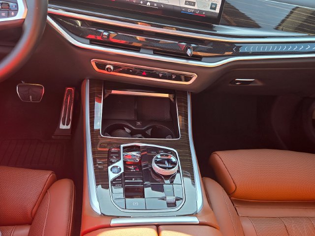 Certified 2024 BMW X5 xDrive50e w/ Executive Package AWD/4WD image 22