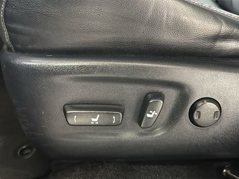 Used 2014 Toyota RAV4 Limited image 14