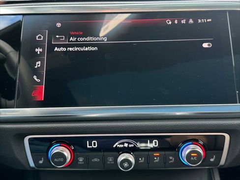 New 2025 Audi Q3 2.0T Premium image 27