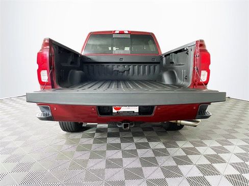Used 2017 Chevrolet Silverado 1500 High Country image 30