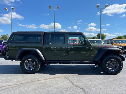 Used 2022 Jeep Gladiator Rubicon w/ Cold Weather Group AWD/4WD image 48
