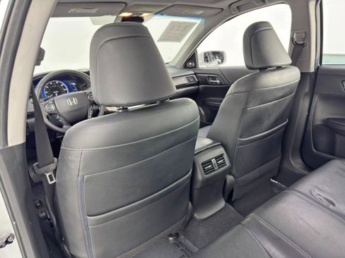 Used 2015 Honda Accord EX-L image 30