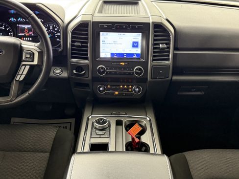 Certified 2020 Ford Expedition XLT image 12