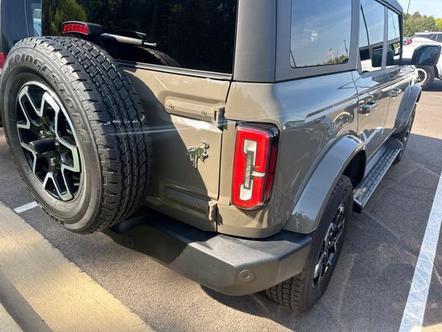 Used 2025 Ford Bronco Outer Banks AWD/4WD image 12