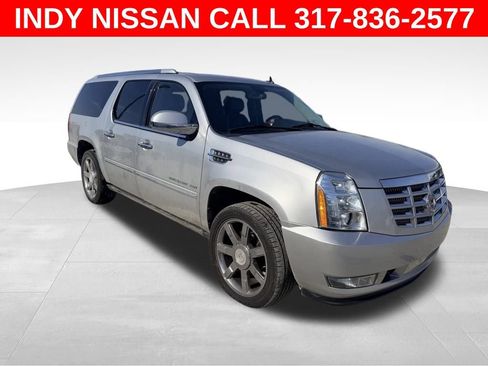 Used 2012 Cadillac Escalade ESV Luxury image 1