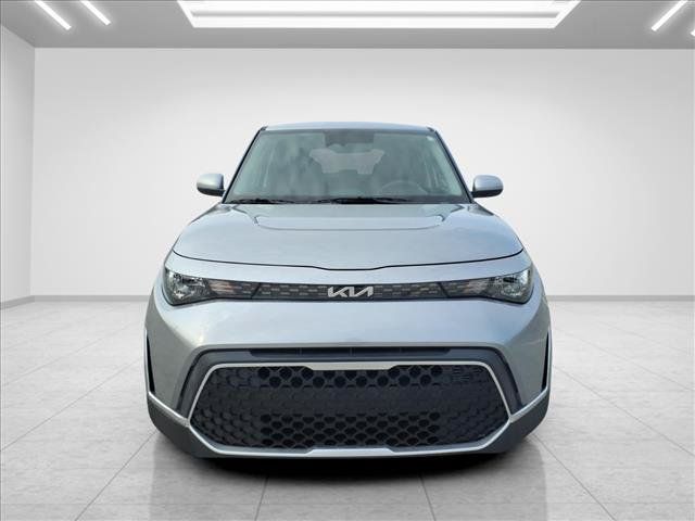 Used 2024 Kia Soul LX w/ Option Group 015 FWD image 5