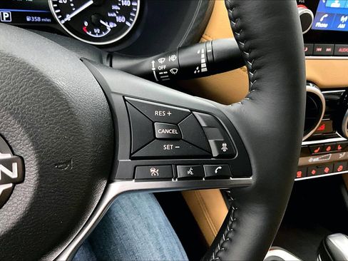 New 2025 Nissan Sentra SV w/ SV Premium Package FWD image 68