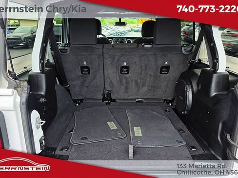 Used 2023 Jeep Wrangler Unlimited Sahara AWD/4WD image 25