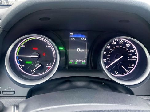 Used 2024 Toyota Camry LE image 25