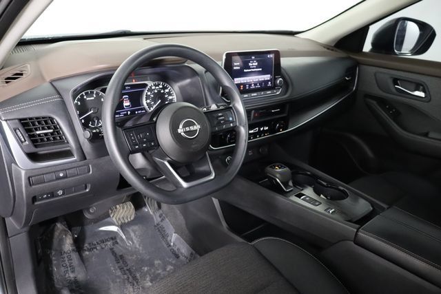 Used 2023 Nissan Rogue SV FWD image 24
